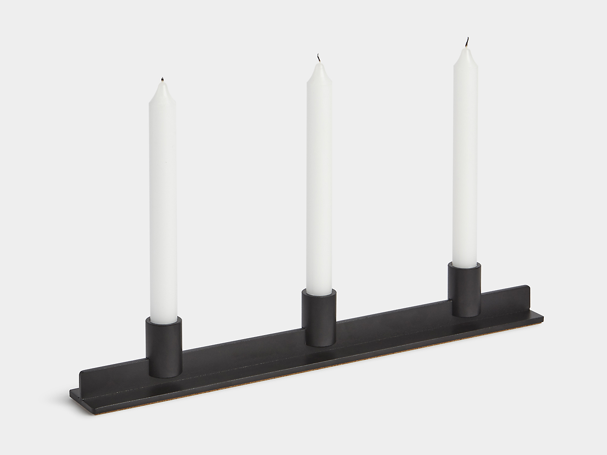 1008064 040 RAIL CANDELABR BLACK 01 Web.